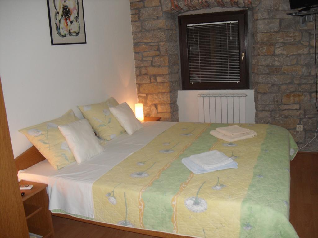 Rooms Svalina (Adults Only) Grožnjan Exteriér fotografie